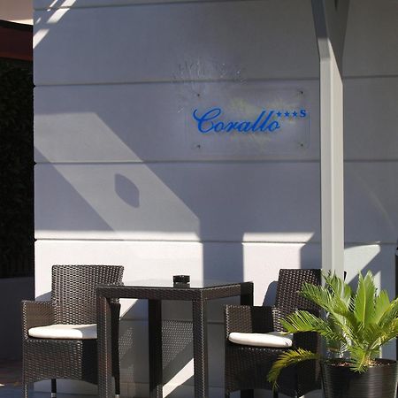 Hotel Garni Corallo Torbole Sul Garda Exterior photo